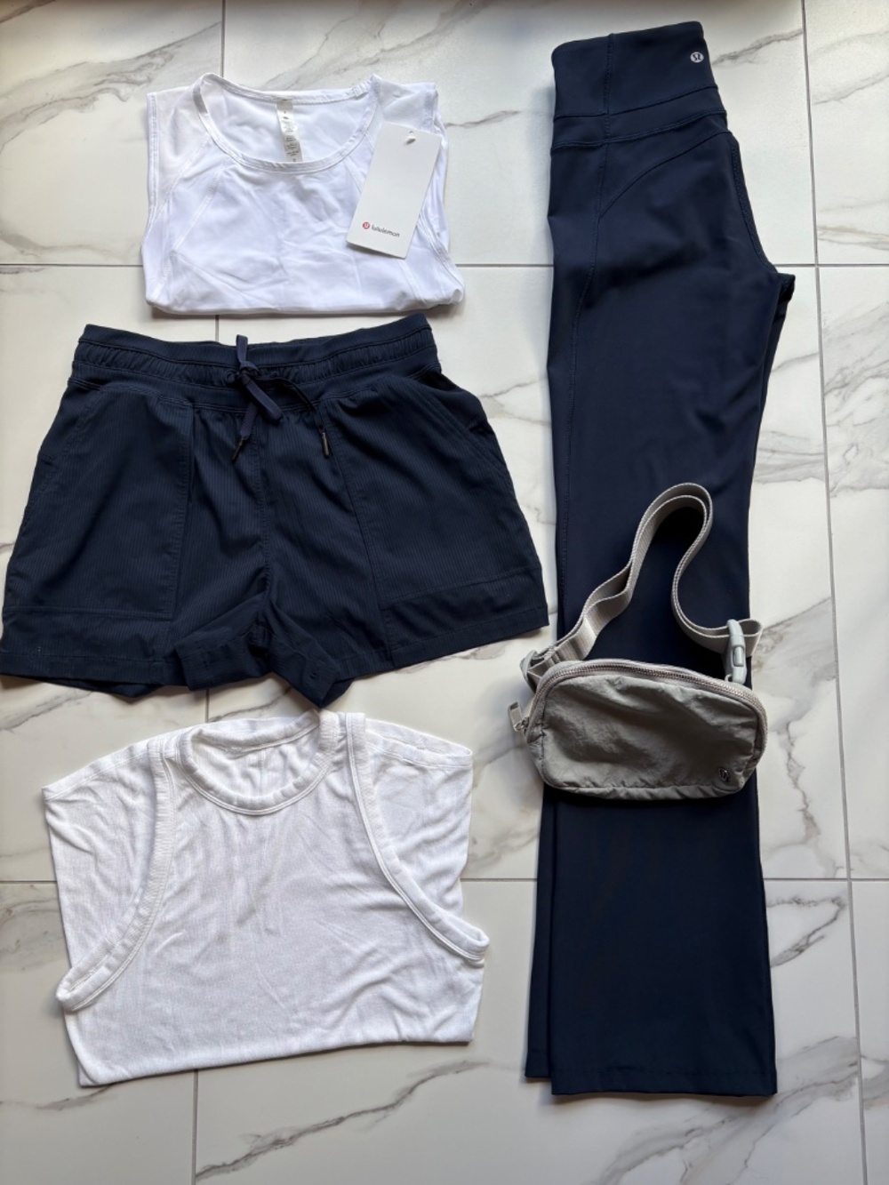 Lululemon Bundle - Picture 2 of 5